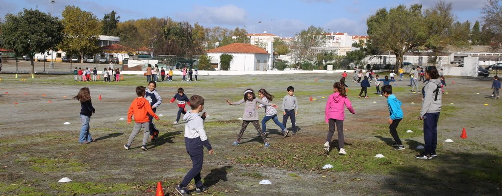 CortaMatoEscolarnoParquedeExposiesdeMontemoroNovo_F_7_1598002232.