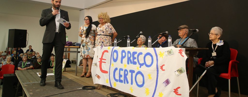 EncontroentreInstituiescomrespostasocialdirigida3idade_C_0_1598002407.