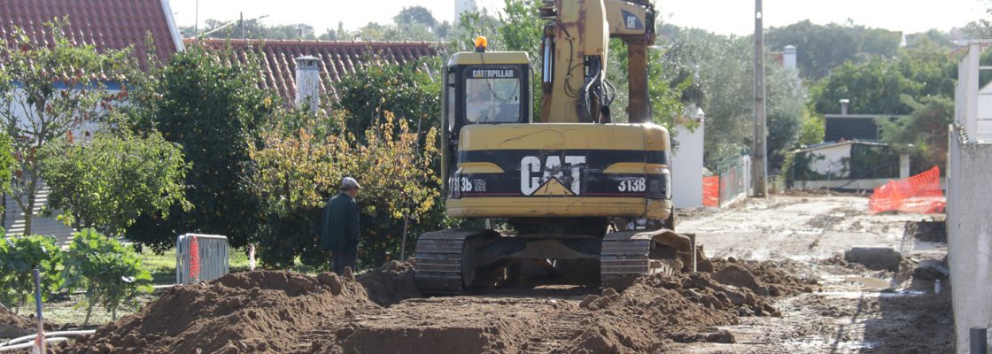 ObrasdepavimentaoeinfraestruturasemruasdeForosdeValedeFigueira_F_0_1598004194.