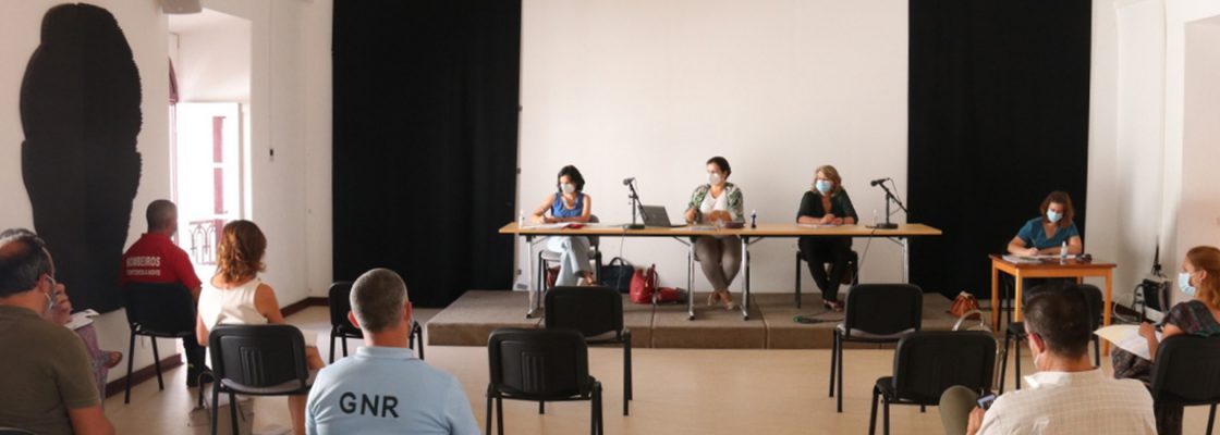 Subcomissão de Saúde de Montemor-o-Novo reunida para avaliar a situação epidemiológica do Co...