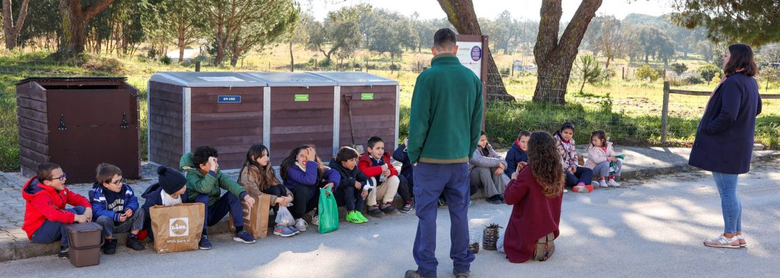 Semana Compostagem_Alunos Escola e Func JF Cort Lavre (41)