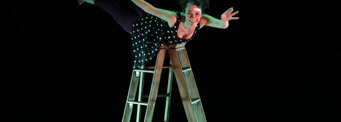‘Peek-a-Boo’, para espicaçar a mente, na Festa do Teatro