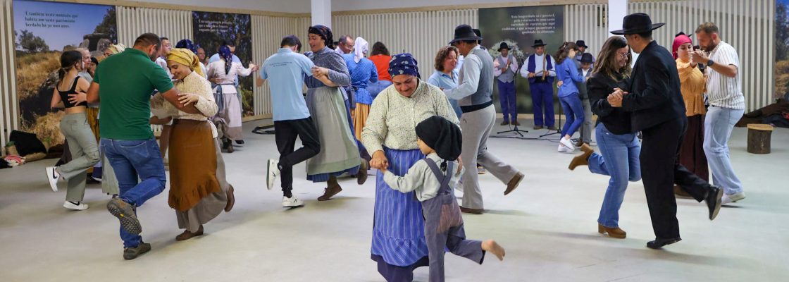 Rancho Folclórico e Etnográfico Montemorense comemora 38 anos de história