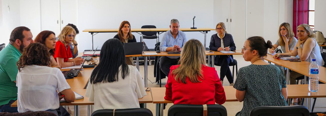 Comissão que acompanha transferência de competências na área da saúde fez primeira reunião