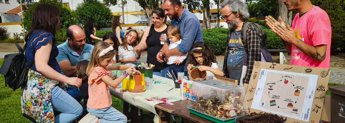 Mini-oficinas de arte-jardinagem educam crianças para a compostagem