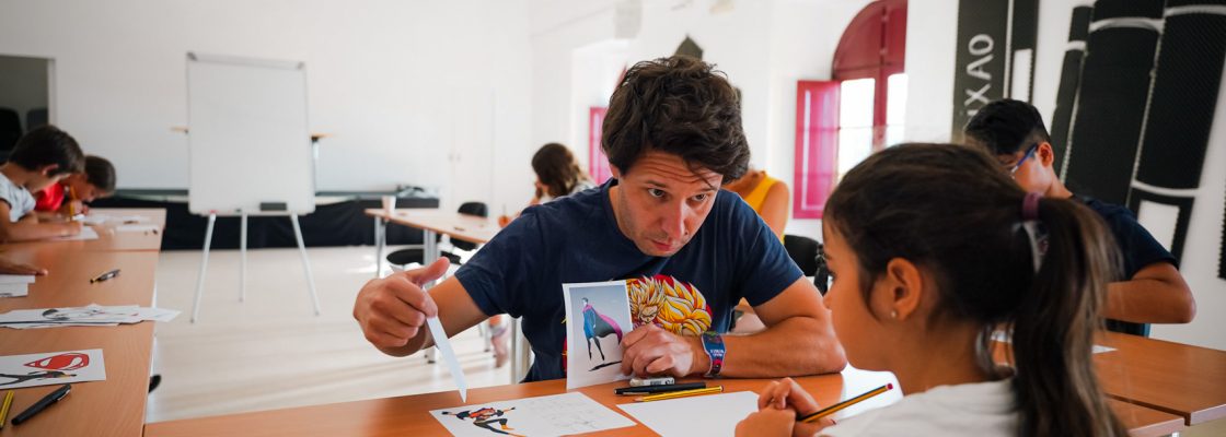 Crianças e jovens criaram a sua própria capa de BD na Biblioteca Municipal