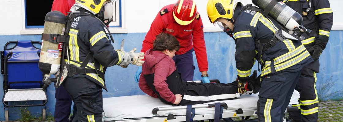 Simulacro de incêndio na Escola Básica S. João de Deus