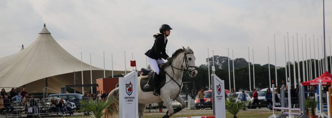 Poule de Obstáculos Equimor com mais de 120 participantes