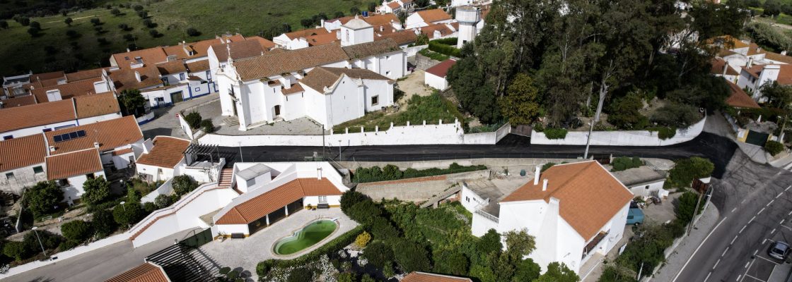 Rua dos Lavadouros e Rua Padre José Flausino repavimentadas em Lavre