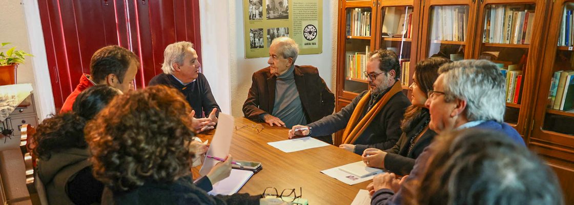 Reunião com Almeida Faria na Biblioteca Municipal