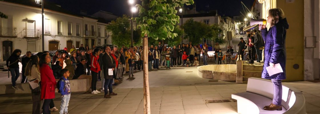 Formações, espetáculos e percursos no segundo dia da Festa dos Contos