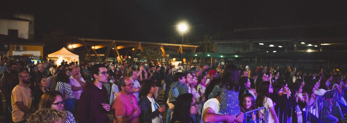 Mundo rural, música, dança e produção local em destaque na Feira de Maio