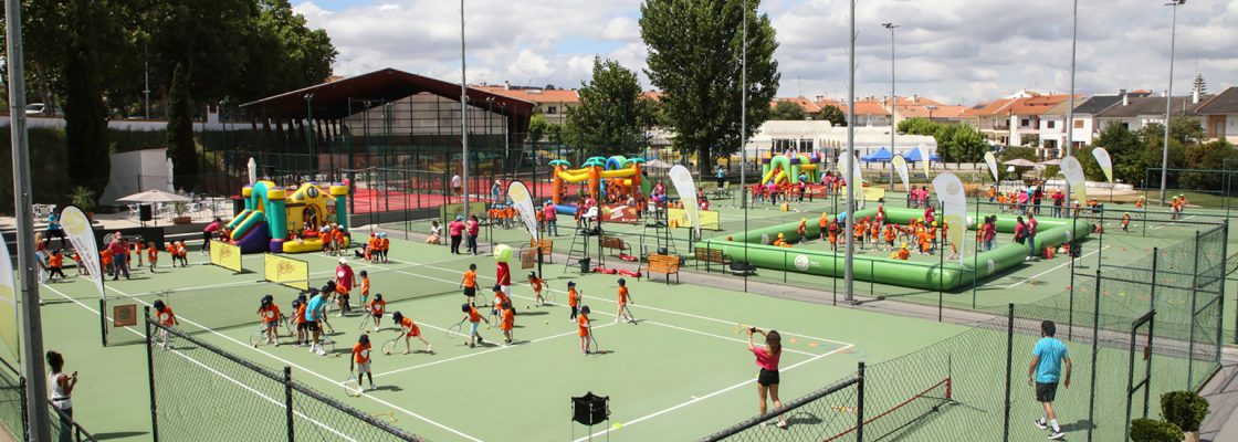 Festa Mini-Ténis junta 300 crianças no Clube de Ténis de Montemor-o-Novo