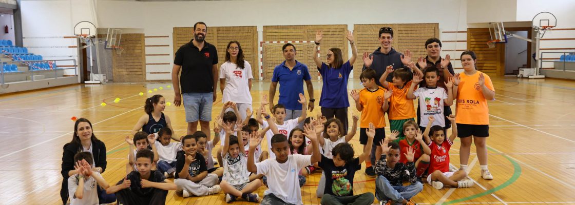 Encontro ‘Crescer em Movimento’ reúne crianças no Pavilhão Gimnodesportivo