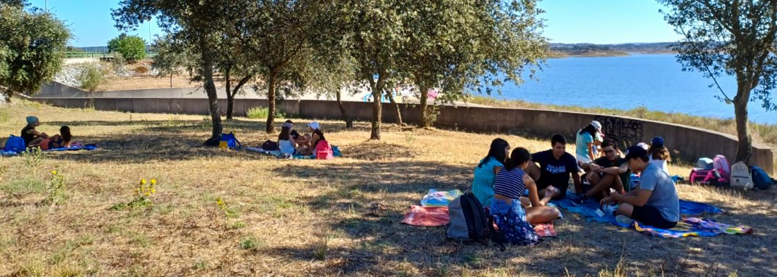 Oficina da Criança teve dia de diversão na Barragem dos Minutos