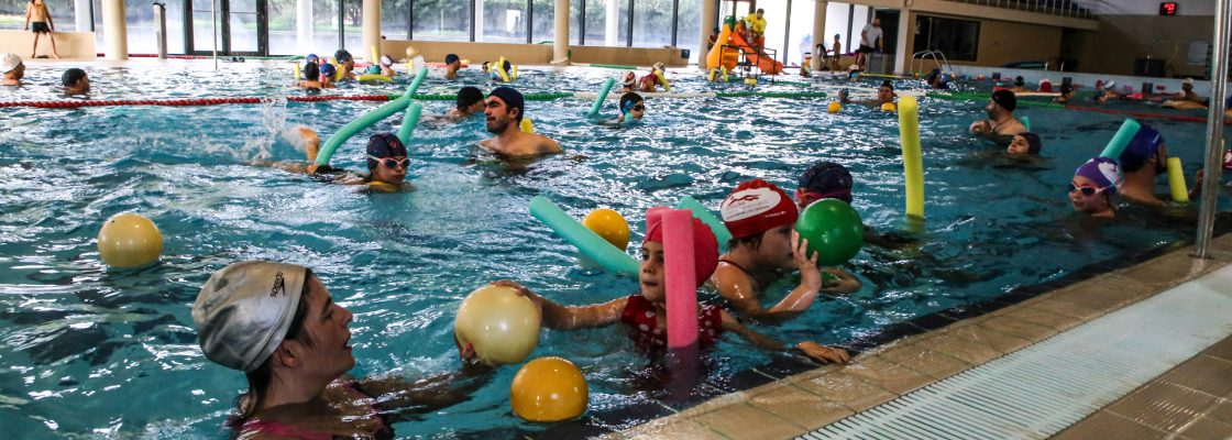 100 participantes no Festival 1.ª Braçada