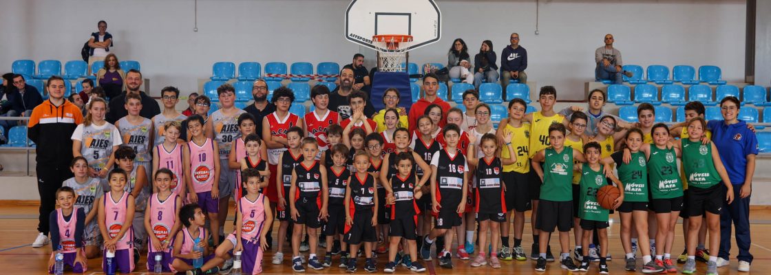 Manhã de ação para jovens basquetebolistas no Pavilhão Gimnodesportivo Municipal