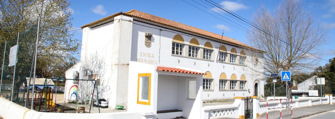 Arraque da empreitada da Escola Básica e Jardim de Infância de Cortiçadas de Lavre