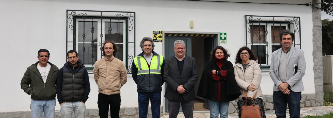 Município de Montemor-o-Novo em visita a empresas da Zona Industrial da Adua