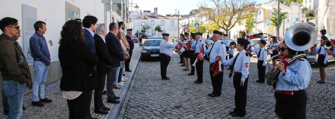 1.º de Maio comemorado com cerimónia de Hastear das Bandeiras