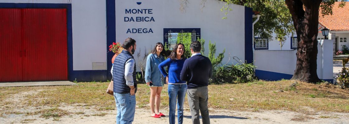 Município de Montemor-o-Novo visita Monte da Bica e Monte Selvagem