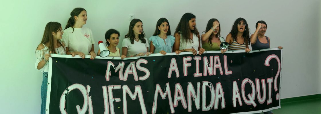 Oficinas de Teatro do Projecto Ruínas promoveram apresentação de fim de ano letivo 2024/2025