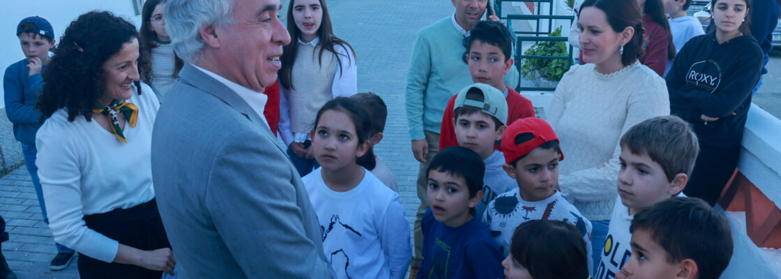 ESCOLA BÁSICA DO CIBORRO REABRIU: “APOSTAR NA EDUCAÇÃO É INVESTIR NO FUTURO”