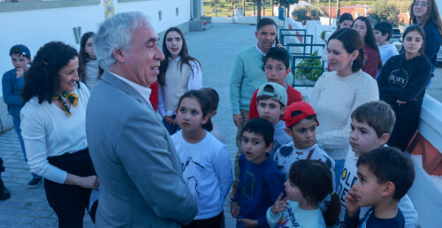 ESCOLA BÁSICA DO CIBORRO REABRIU: “APOSTAR NA EDUCAÇÃO É INVESTIR NO FUTURO”